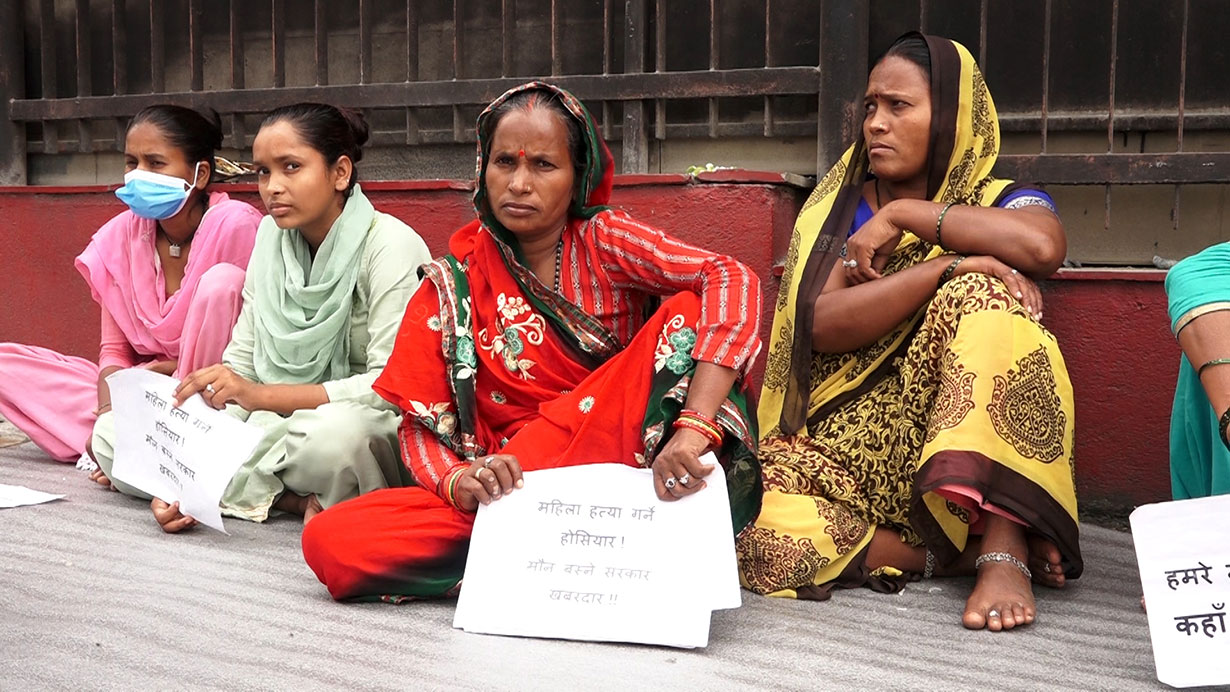 nakunni-and-nirmala-justice-for-protest-at-maitighar5