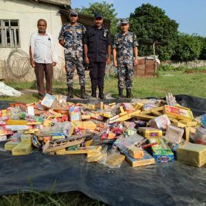 सिरहामा १२ लाख बढीको पटका नष्ट सिरहामा १२ लाख बढीको पटका नष्ट